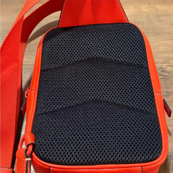 Coach Track Pack Bag 14. NWT! - Picture 2 of 16